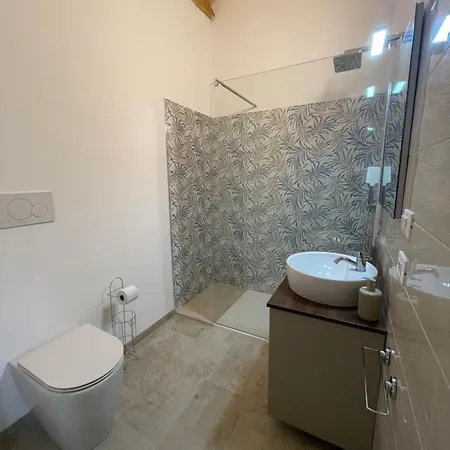 Comu Veni Si Cunta Hébergement de vacances Noto